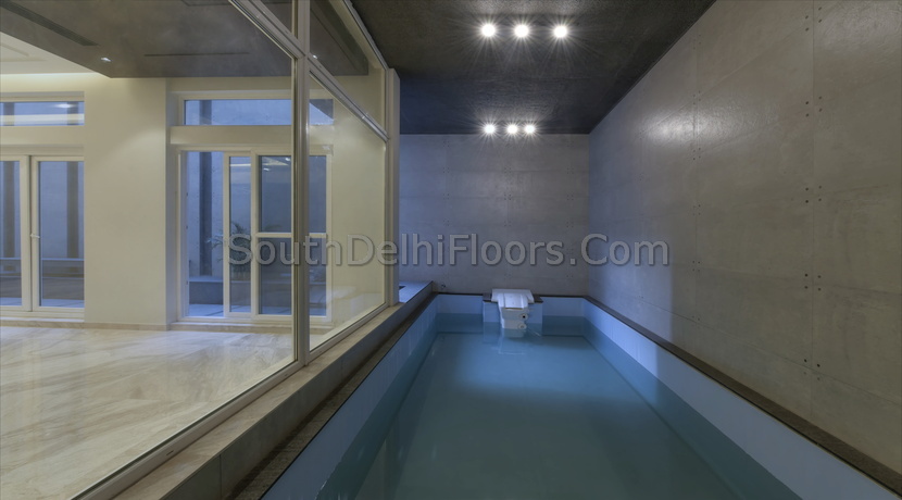 private swimming pool delhi