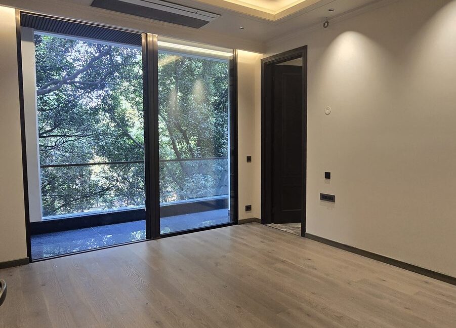 Ekum Homes Bedroom With Engineered Wood Flooring