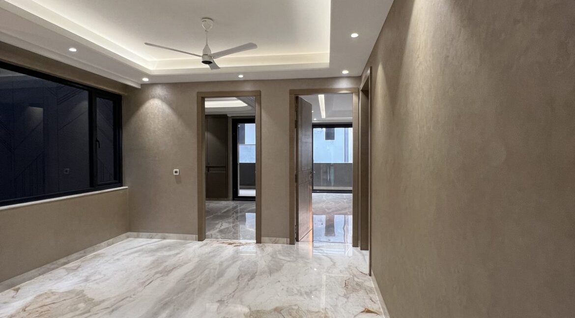Metro Buildtech Room With Cove Lit Ceiling