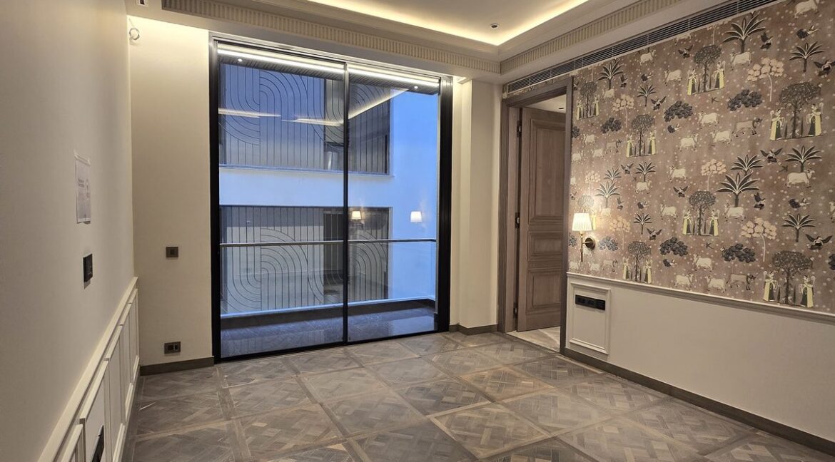 Ekum Homes Bedroom With Versailles Parquet Flooring