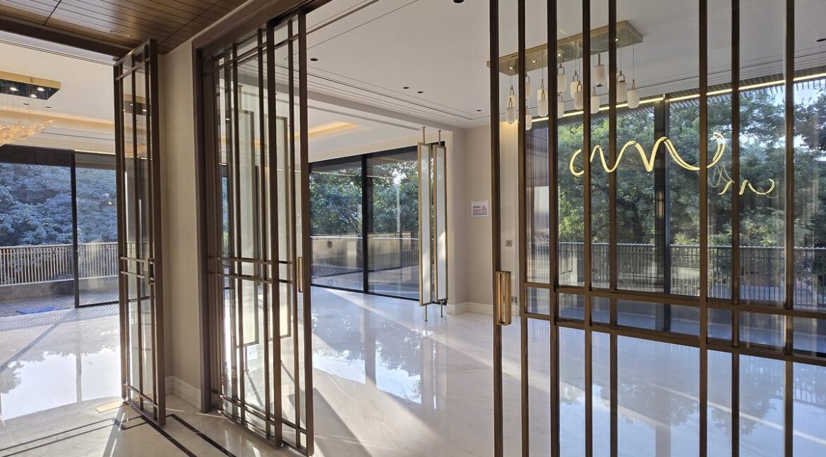 Ekum Homes Bronze Grid Sliding Doors