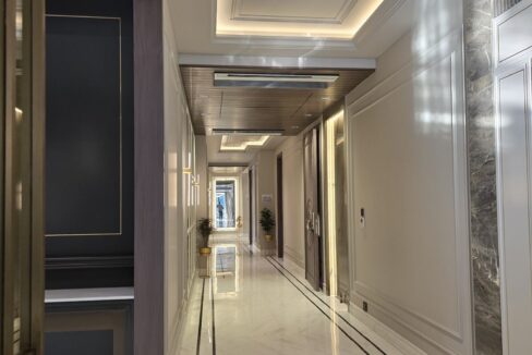 Ekum Homes Hallway With 3D Cube Marble Floor