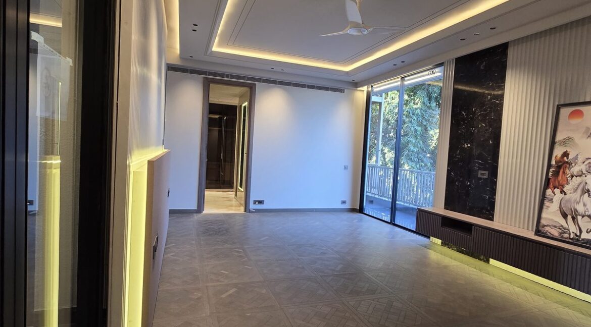 Ekum Homes Living Room With Floor-To-Ceiling Glazing