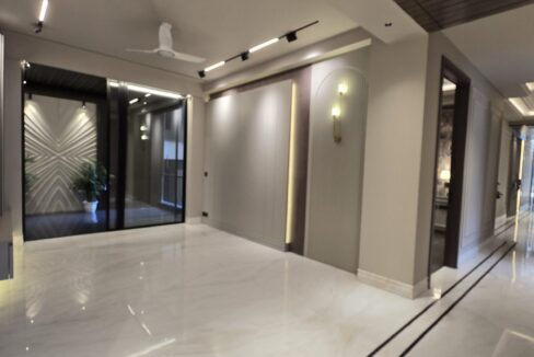 Ekum Homes Living Room With Marble Inlay Border