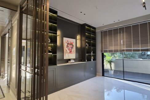 Ekum Homes Study With Bronze Glazed Partition