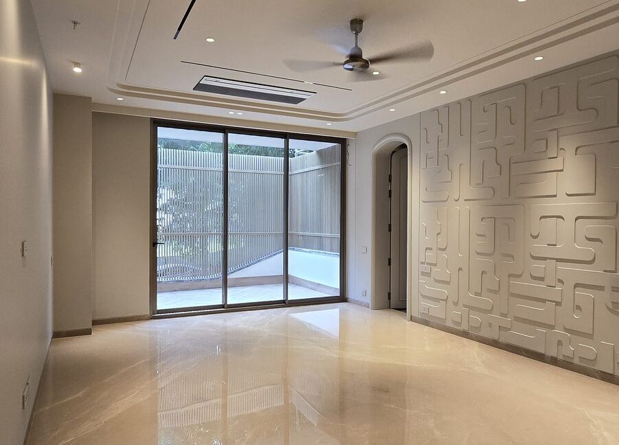 RS Buildtech Bedroom with Maze Relief Feature Wall | Luxury Builder Floor by Ravinder Singh Marwah