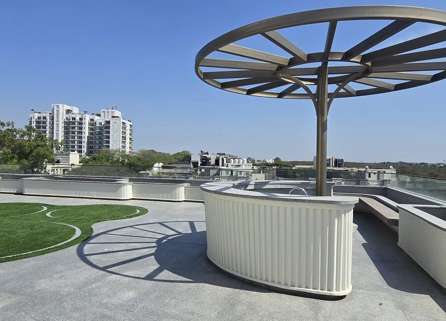 RS Buildtech Curved Fluted Bar Counter with Sink | Luxury Property by Ravinder Singh Marwah