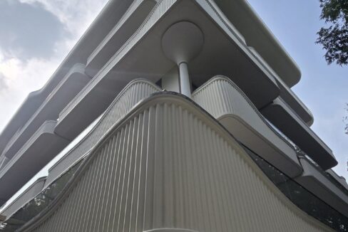 RS Buildtech Curvilinear Facade with Cantilevered Balconies | Luxury Builder Floor by Ravinder Singh Marwah