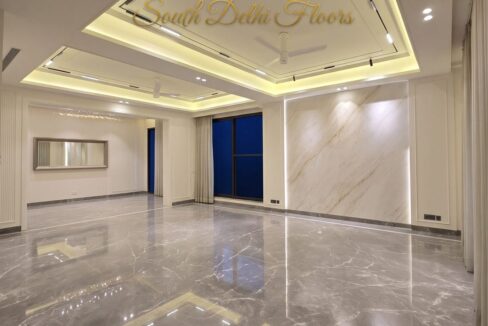Triplex in Vasant Vihar – grand living room in Italian marble