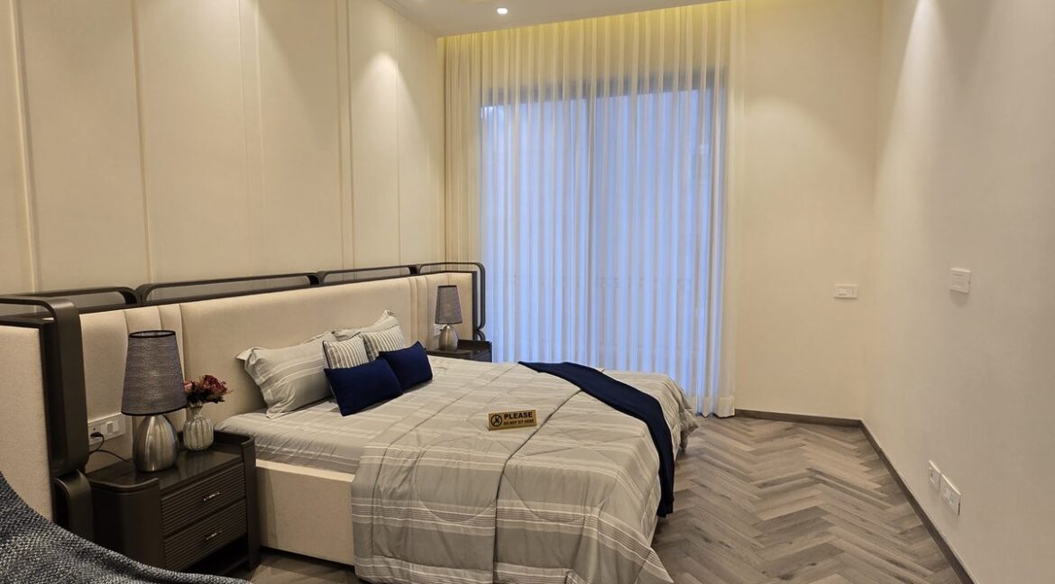 Windchimes Construction Bedroom Floor To Ceiling Curtains - Amrit Lal