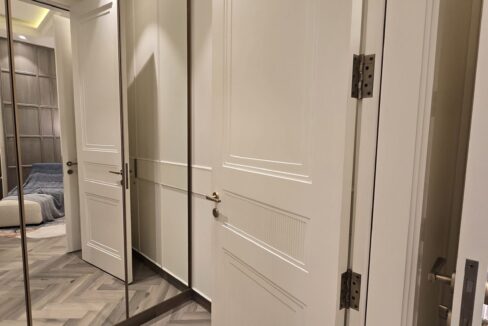 Windchimes Construction Bedroom Mirrored Wardrobe - Builder