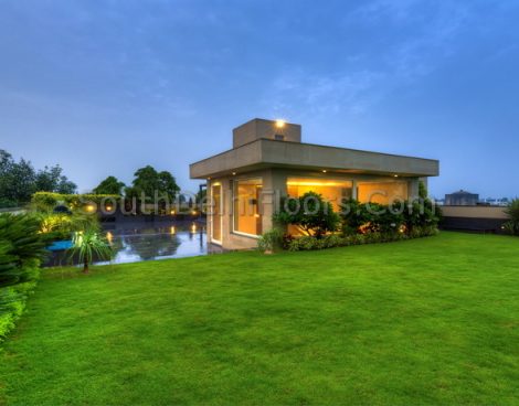 houses in saket